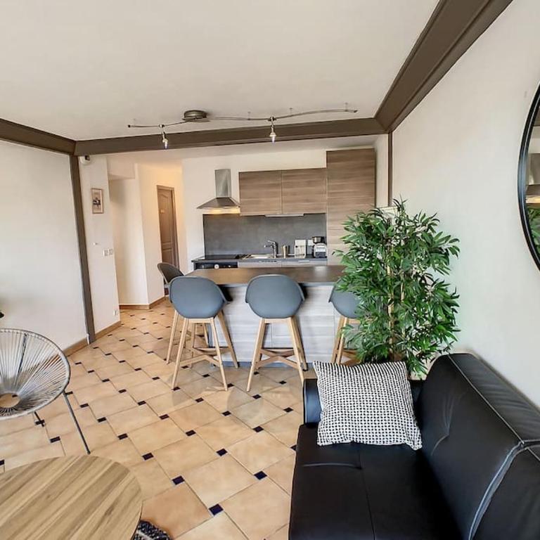 Port Marine - T3 calme, avec terrasse, piscine, près de la plage - Apartamento de 2 dormitorios - 15