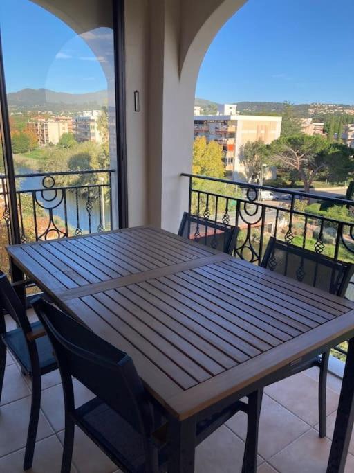 Port Marine - T3 calme, avec terrasse, piscine, près de la plage - Apartamento de 2 dormitorios - 16