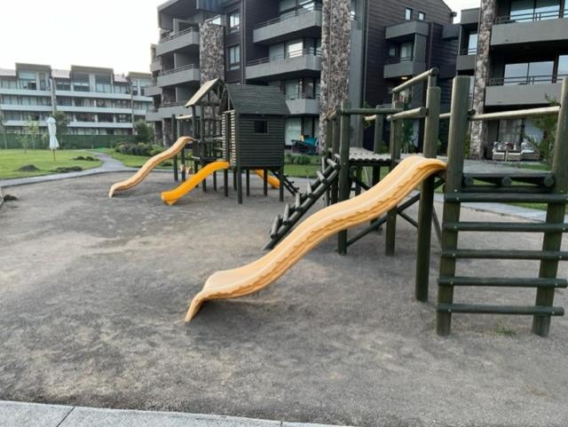 Excelente Departamento en Condominio Costa Pucon - Three-Bedroom Apartment - 54