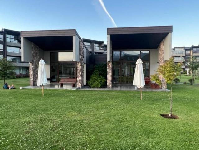 Excelente Departamento en Condominio Costa Pucon - Three-Bedroom Apartment - 58