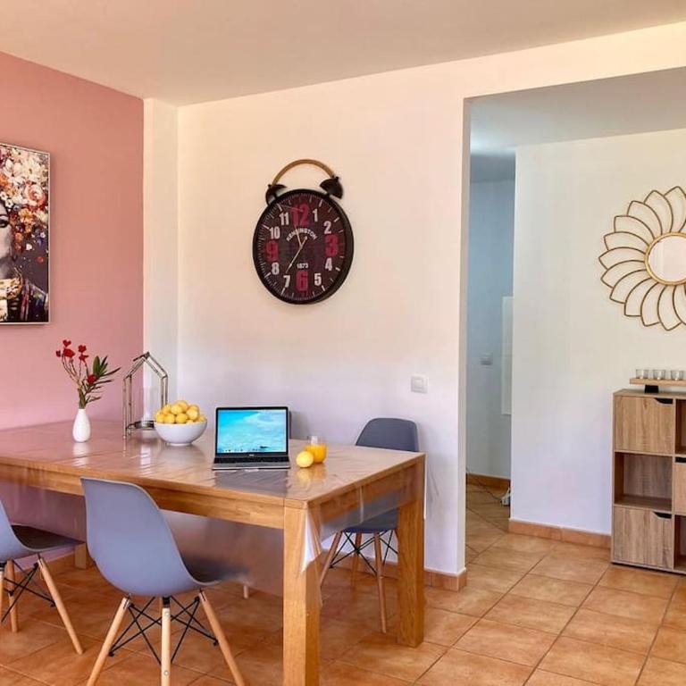 Precioso apto 4 pers, 2 piscinas, fibra óptica - Apartamento de 2 dormitorios - 10