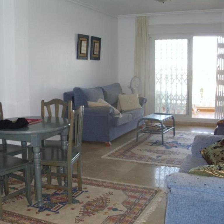 las Mariposas - Two-Bedroom Apartment - 10