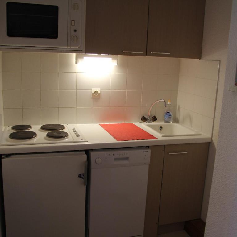 Confortable 3 pièces, départ ski, parking, WiFi, La Clusaz - FR-1-459-38 - Apartment (6 Adults) - 8