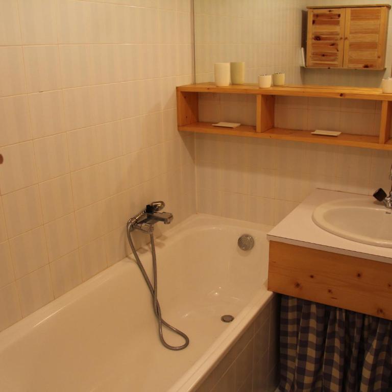 Charmant appartement avec terrasse - La Clusaz - FR-1-459-59 - Apartment (6 Erwachsene) - 6