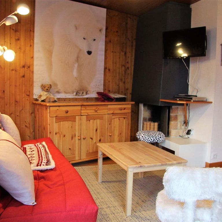 Appartement T2 Centre Village avec Balcon & Cheminée, Proche Piscine et Pistes - FR-1-459-72 - Appartement (5 Adultes) - 2