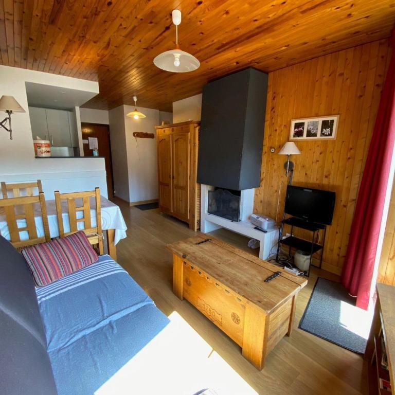 2 Pièces au Centre avec Cuisine Equipée et Balcon – La Clusaz - FR-1-459-116 - Appartement (4 Adultes) - 1