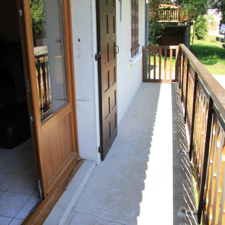 Appartement de 3 pièces avec balcon, cheminée et Wifi à La Clusaz - FR-1-459-99 - Apartamento (6 adultos) - 9