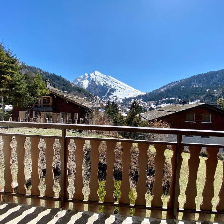 Appartement de 3 pièces avec balcon, cheminée et Wifi à La Clusaz - FR-1-459-99 - Apartamento (6 adultos) - 10
