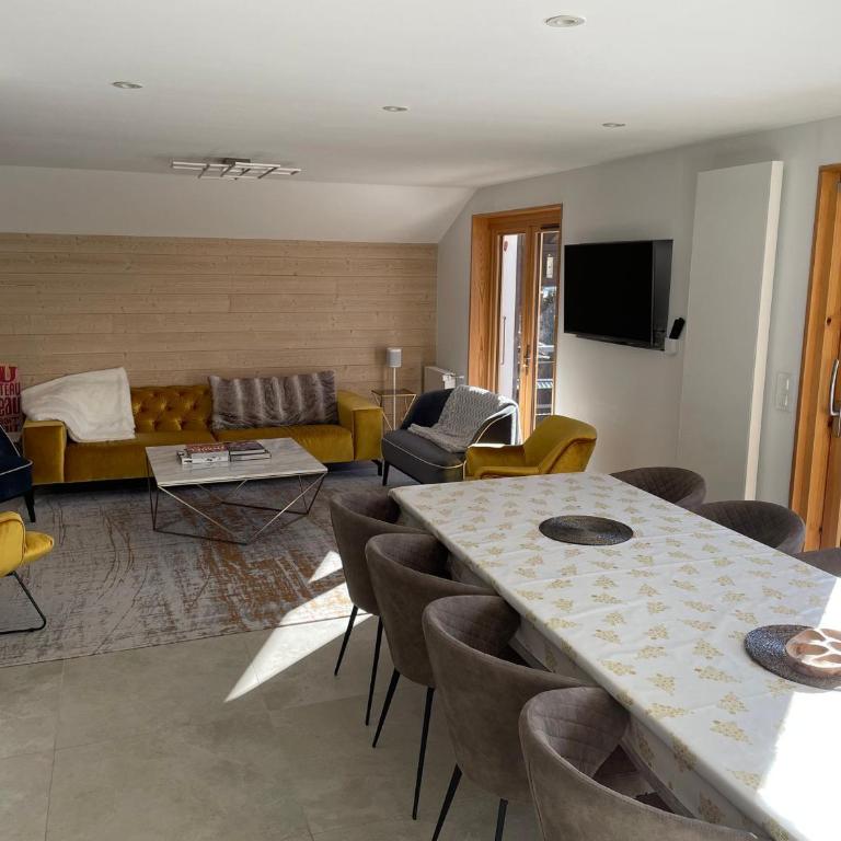 Duplex rénové 2020, 4 chambres, balcon, parking à La Clusaz - FR-1-459-171 - Appartamento (10 Adulti) - 2