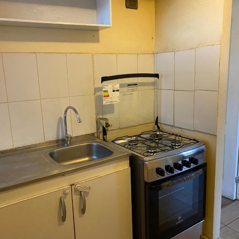 Encantadora casa particular con vista al parque - Three-Bedroom House - 3