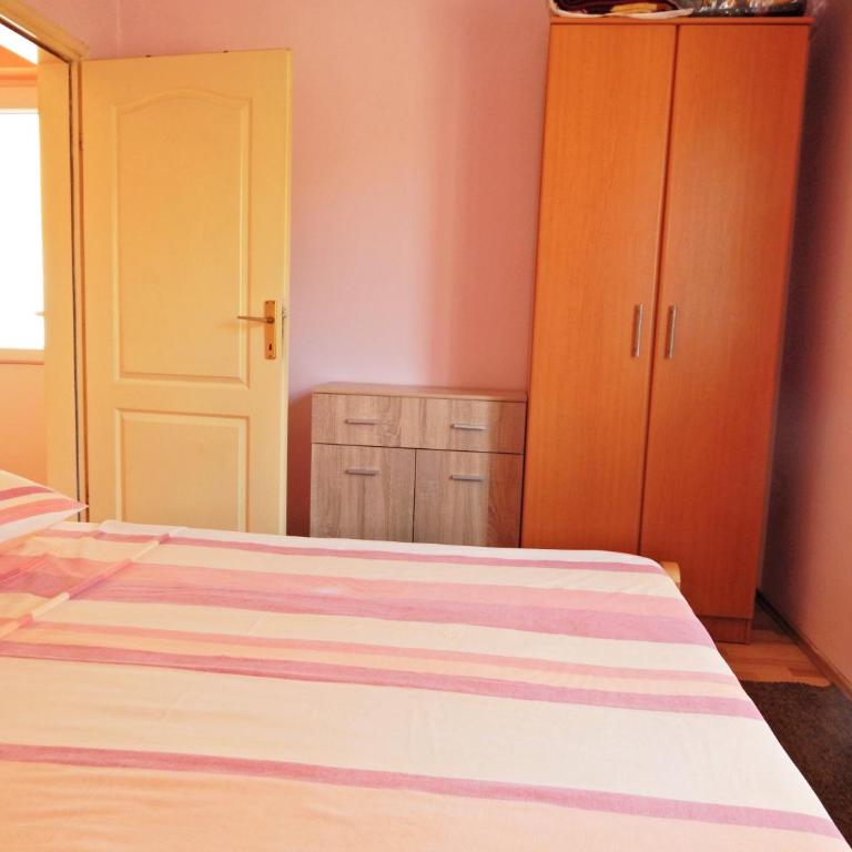 Apartmani Sindik - Apartman sa Balkonom - 15