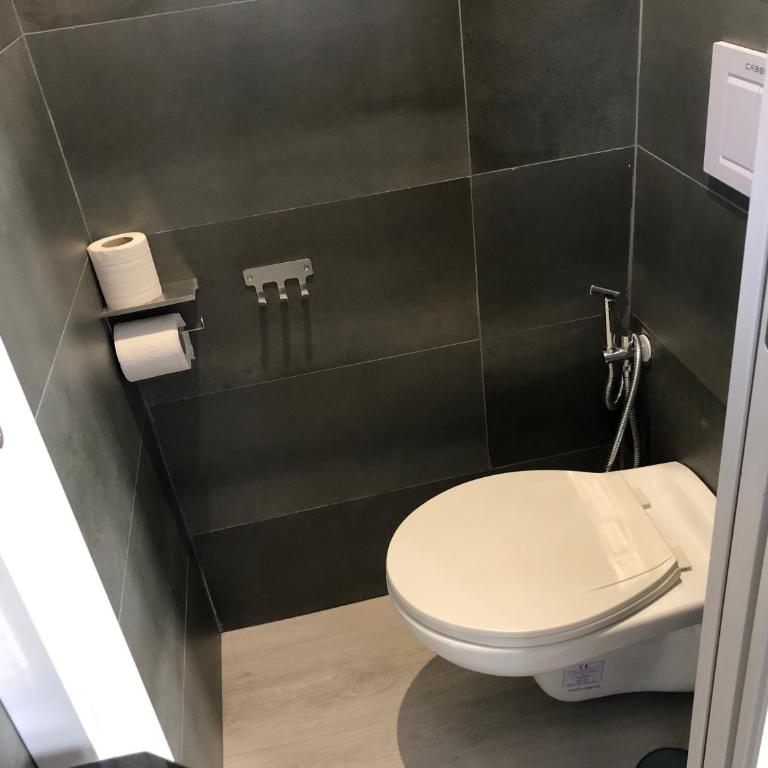 Torredelfino - Habitación Doble con baño privado - 9