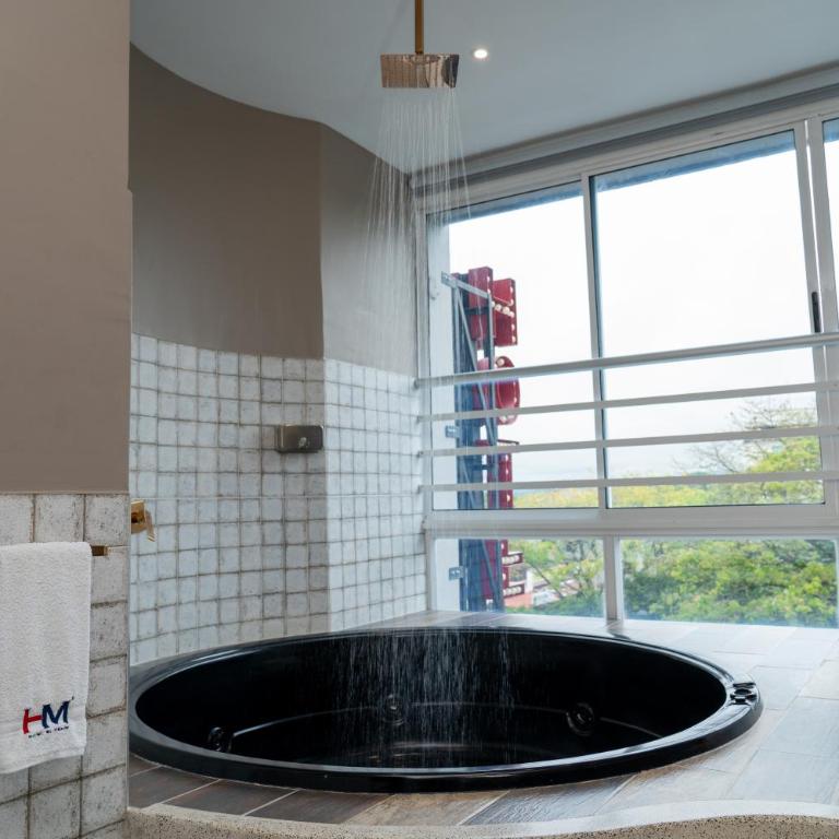 Hotel El Meson - Suite con bañera de hidromasaje - 6
