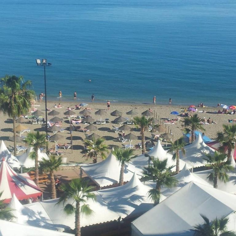 Fuengirola playa carina - Apartamento de 3 dormitorios - 1