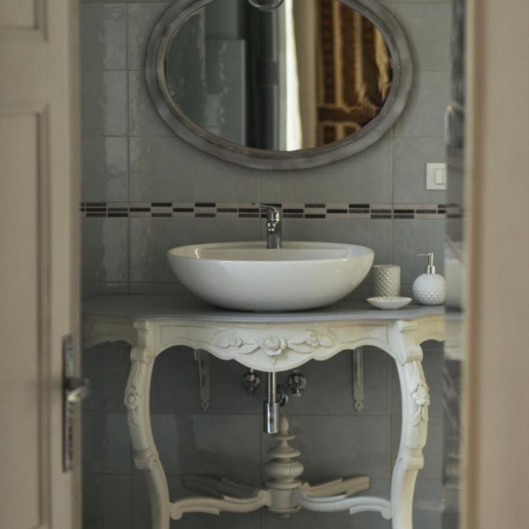 Palazzo Bellini - Five-Bedroom Deluxe Apartment - 22