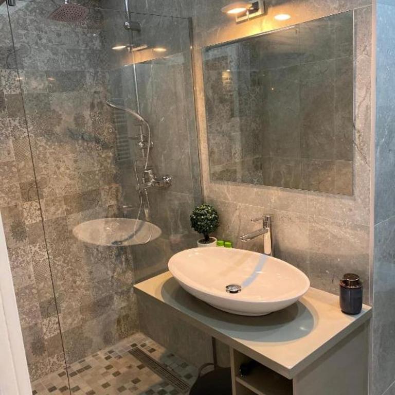 The Pearl - One-Bedroom Apartment - 8