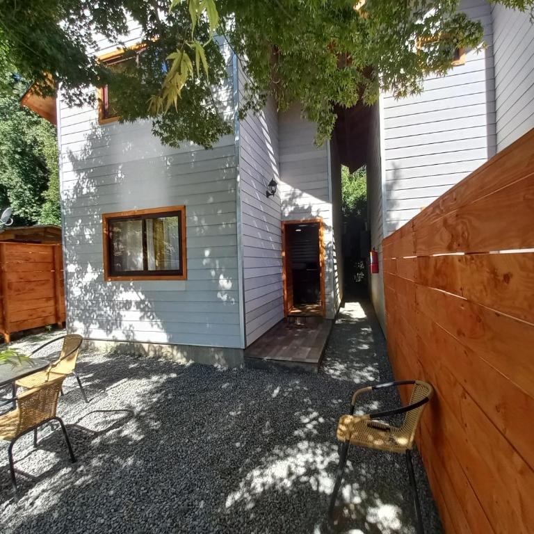 Cabañas Mulpun - Three-Bedroom House - 1
