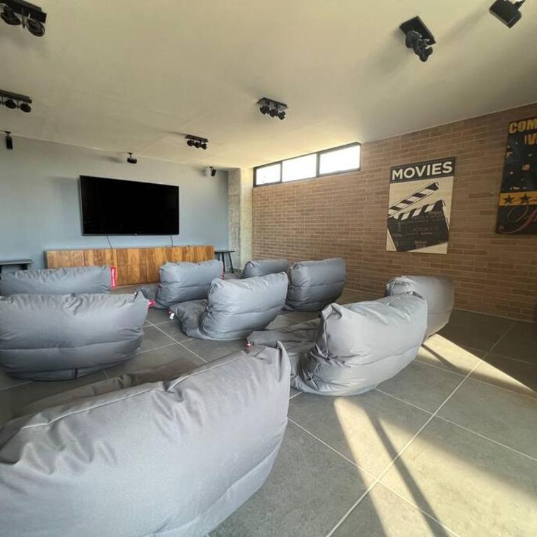 DEPA BOHO AL SUR Pet Friendly Piscina Gym Sala de Cine - Two-Bedroom Apartment - 32