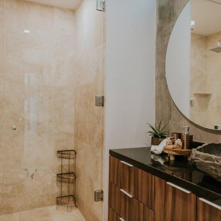 Cenote + Swim-Up + Luxury Condo - Apartamento de 2 dormitorios - 23