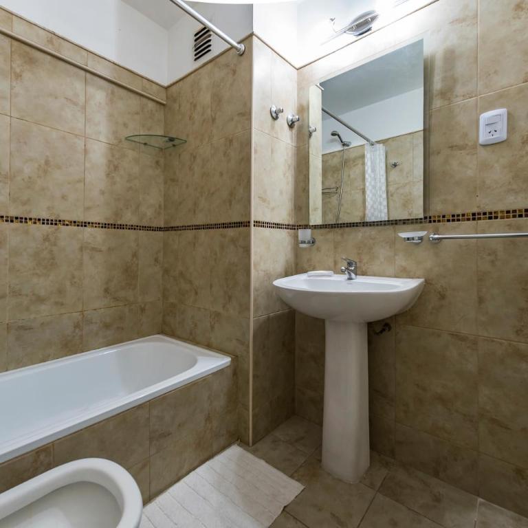 Emilio Olmos 491 - B Centro Edificio con Pileta y Vistas al Rio - Apartamento de 2 dormitorios - 18