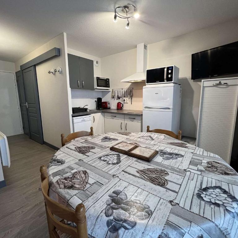T2 à Valras-Plage avec Terrasse, Parking Privé, 4 Pers., Proche Plage et Commerces - FR-1-701-19 - Appartamento - 7