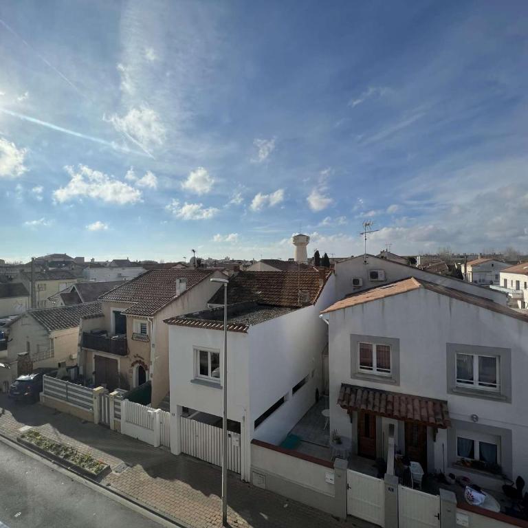 T3 Centre-ville avec Piscine, Parking Sécurisé, Proche Plage, 6 Pers - Valras-Plage - FR-1-701-12 - Appartamento - 3