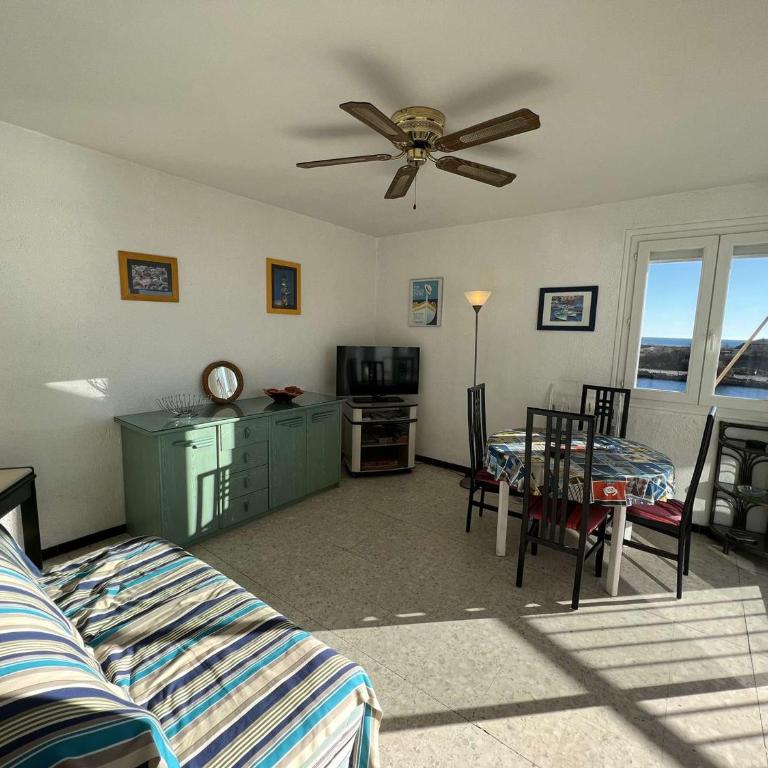 T3 avec terrasse, parking et vue mer pour 6 à Valras-Plage - FR-1-701-34 - Apartment - 5