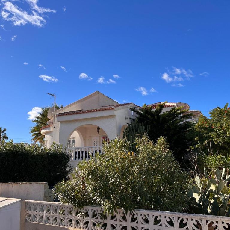 Costa Blanca Poolside Bliss - Maison de Vacances 3 Chambres - 10