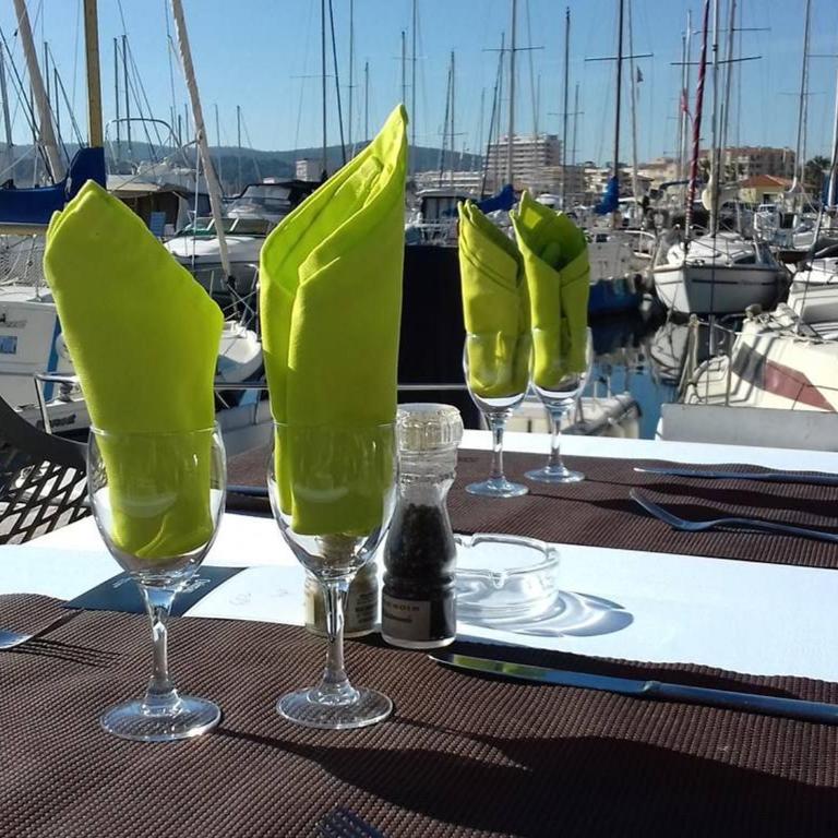 Appartement 2 pièces, terrasse, proche plage et centre, Le Lavandou - FR-1-251-345 - Appartement (4 Adultes) - 10