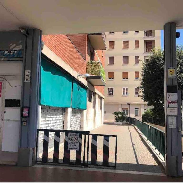 Splendido appartamento in zona fiera a bologna - Appartamento con 1 Camera da Letto - 24