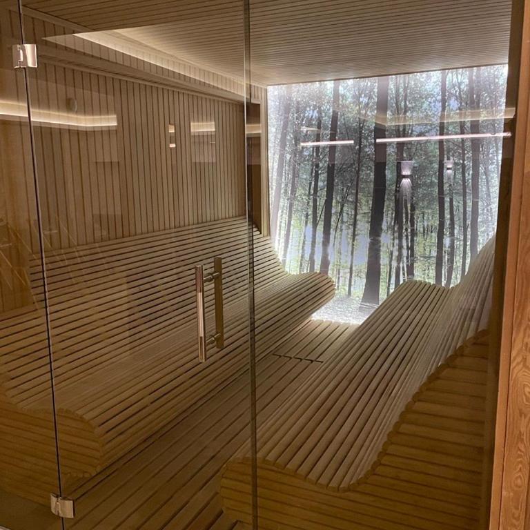 Apartmani NLUX and SPA - Studio with Terrace - 10