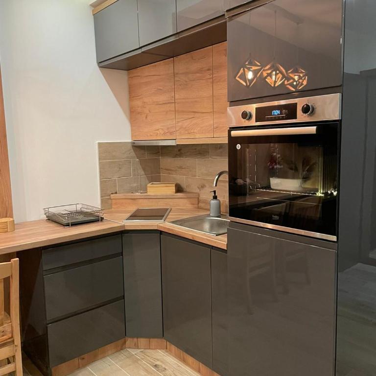 Apartmani NLUX and SPA - Studio with Terrace - 15