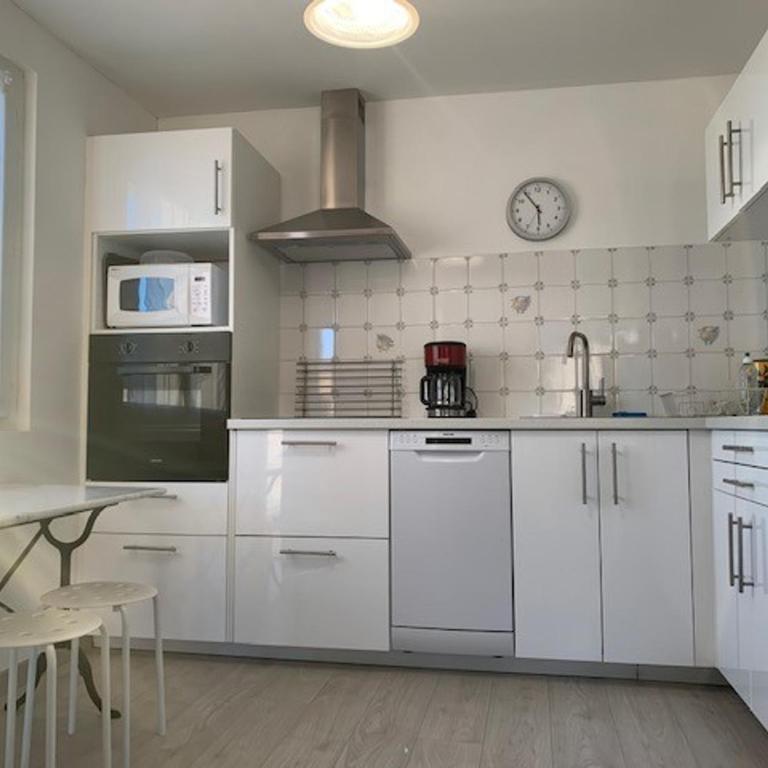 Agréable T3 avec Climatisation et Wi-Fi, Balaruc-les-Bains - FR-1-503-137 - Appartement - 4