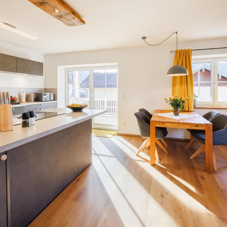 Ferienwohnung Sonnenplatzl Reiter inkl. Chiemgaukarte - Apartment mit Blick auf die Berge - 5