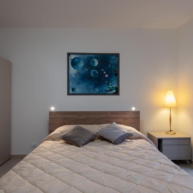 GuestHost - Catania Historic Center Modern Apt - Three-Bedroom Apartment - 8