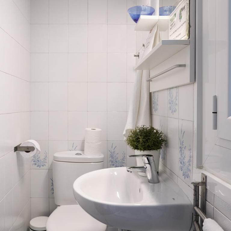 Gracia Apartment - Two-Bedroom Apartment - 2