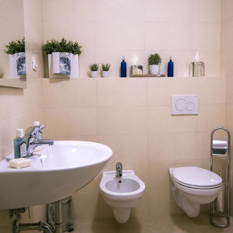Zula Affittacamere - Double or Twin Room - 9