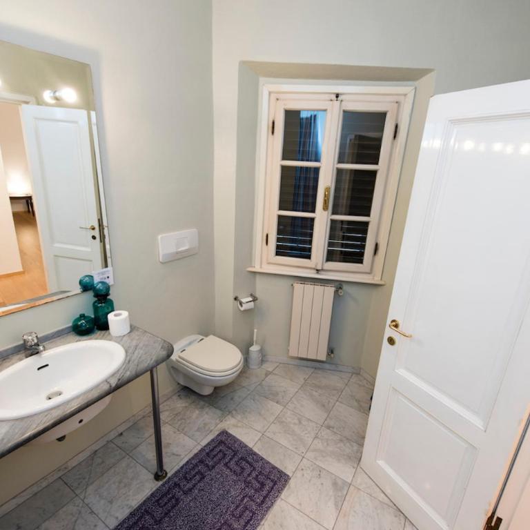 Pitti Three - Two-Bedroom Apartment - 22