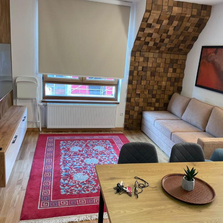 Latika Divcibare - Apartman sa 1 Spavaćom Sobom - 4