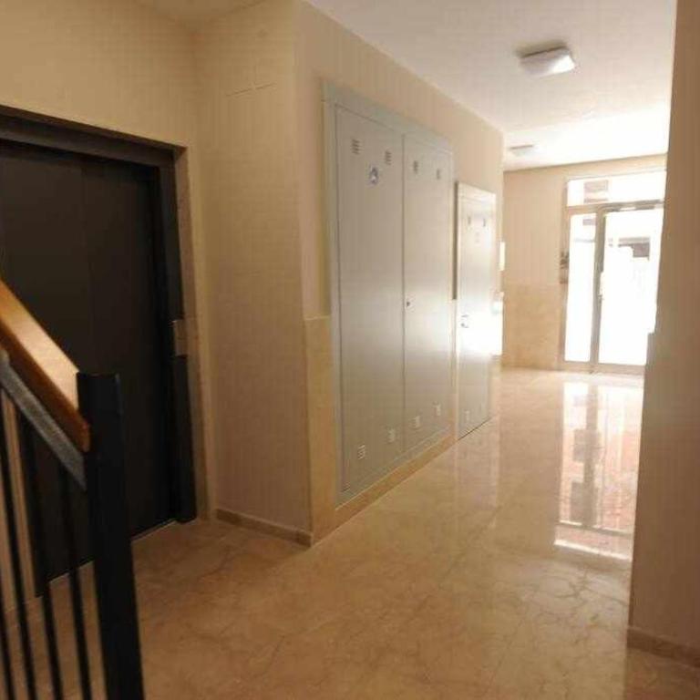 Estupendo Piso Nuevo en Playa Victoria - Apartamento de 3 dormitorios - 22