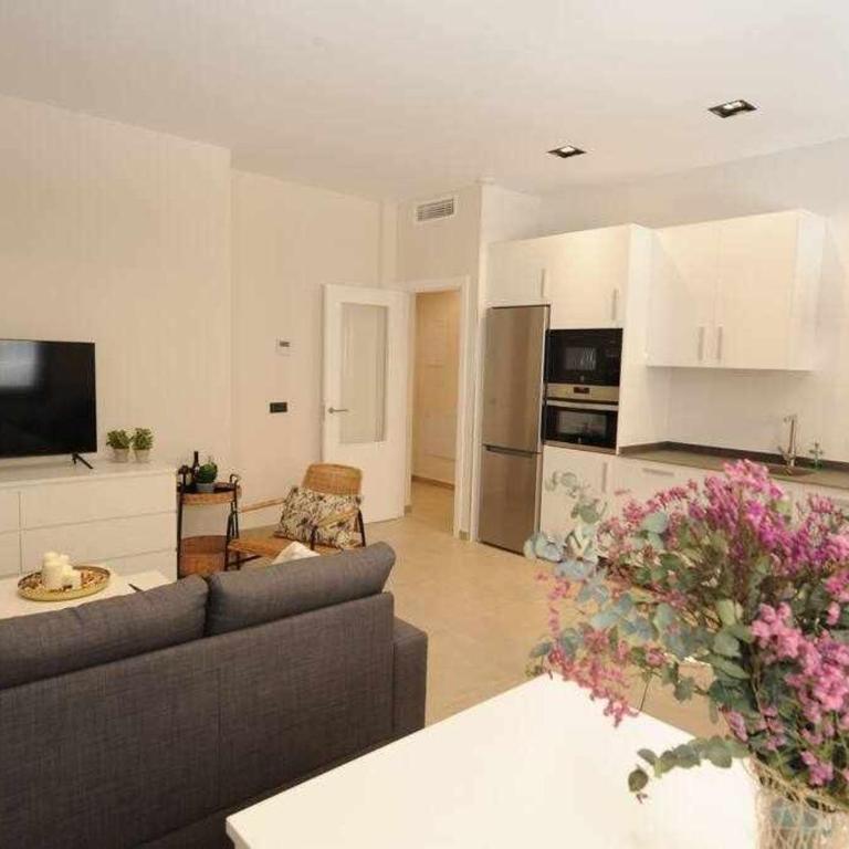 Estupendo Piso Nuevo en Playa Victoria - Apartamento de 3 dormitorios - 21