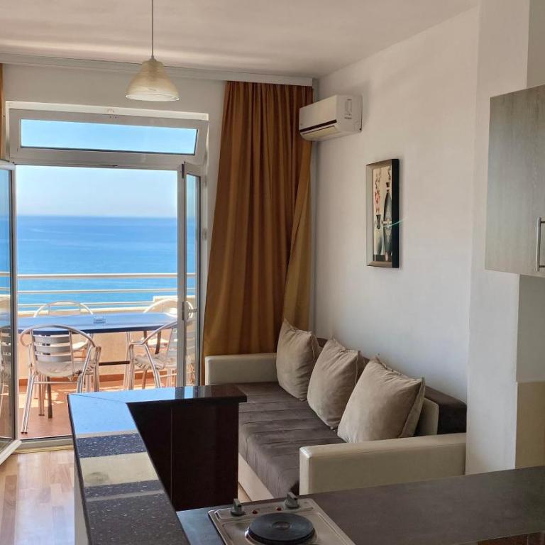Adriatic Apartments - Premier One-Bedroom Apartment - 2