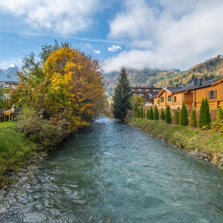 The Kaprun Edition - Luxury Chalets & Style Suites - Superior Chalet mit 5 Schlafzimmern am Flussufer - 4
