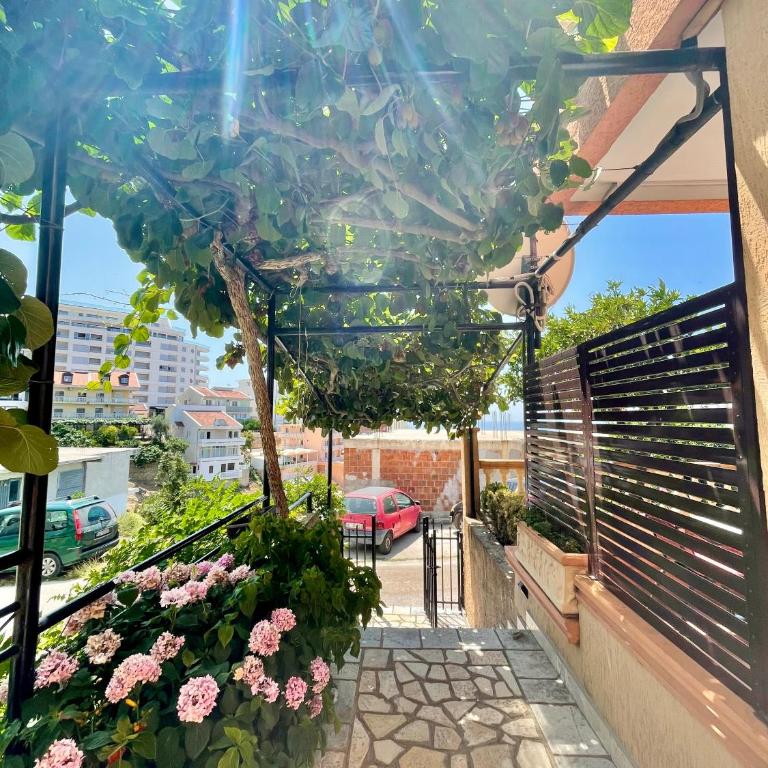 Adriatic Apartments - One-Bedroom Apartment with Balcony - 4