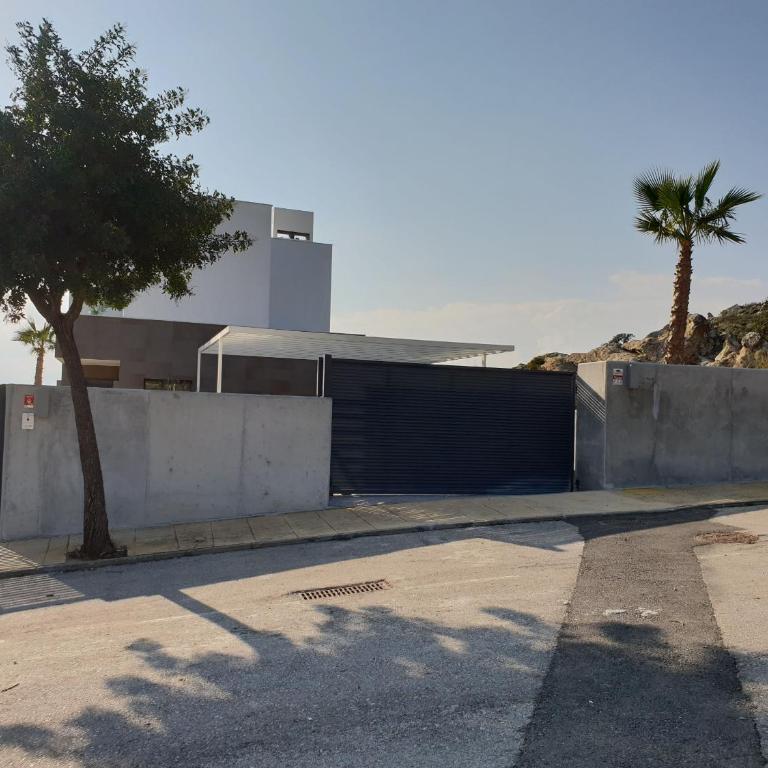 2260-Luxury villa with private pool and seaview - Villa con piscina privada - 40