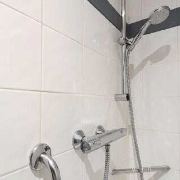La Tour 1 Appartement au coeur du centre ville - Appartamento con 2 Camere da Letto - 5