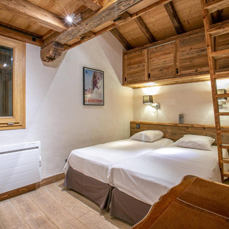Cocon raffiné 5 pièces skis aux pieds à Val-d’Isère avec wifi, cheminée et garage - FR-1-694-11 - Appartement - 8