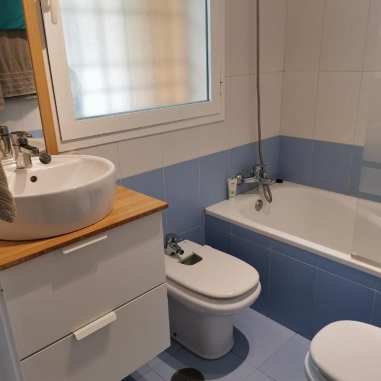 Modern studio flat close to Plaza Merced - Studio Apartment - 12