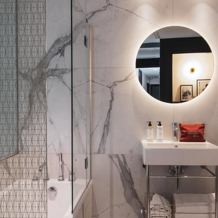 Seven Hotel Paris - Chambre Double Deluxe - 2