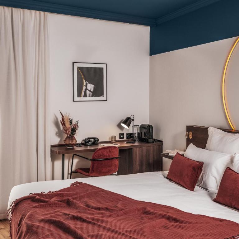 Seven Hotel Paris - Chambre Double Deluxe - 5